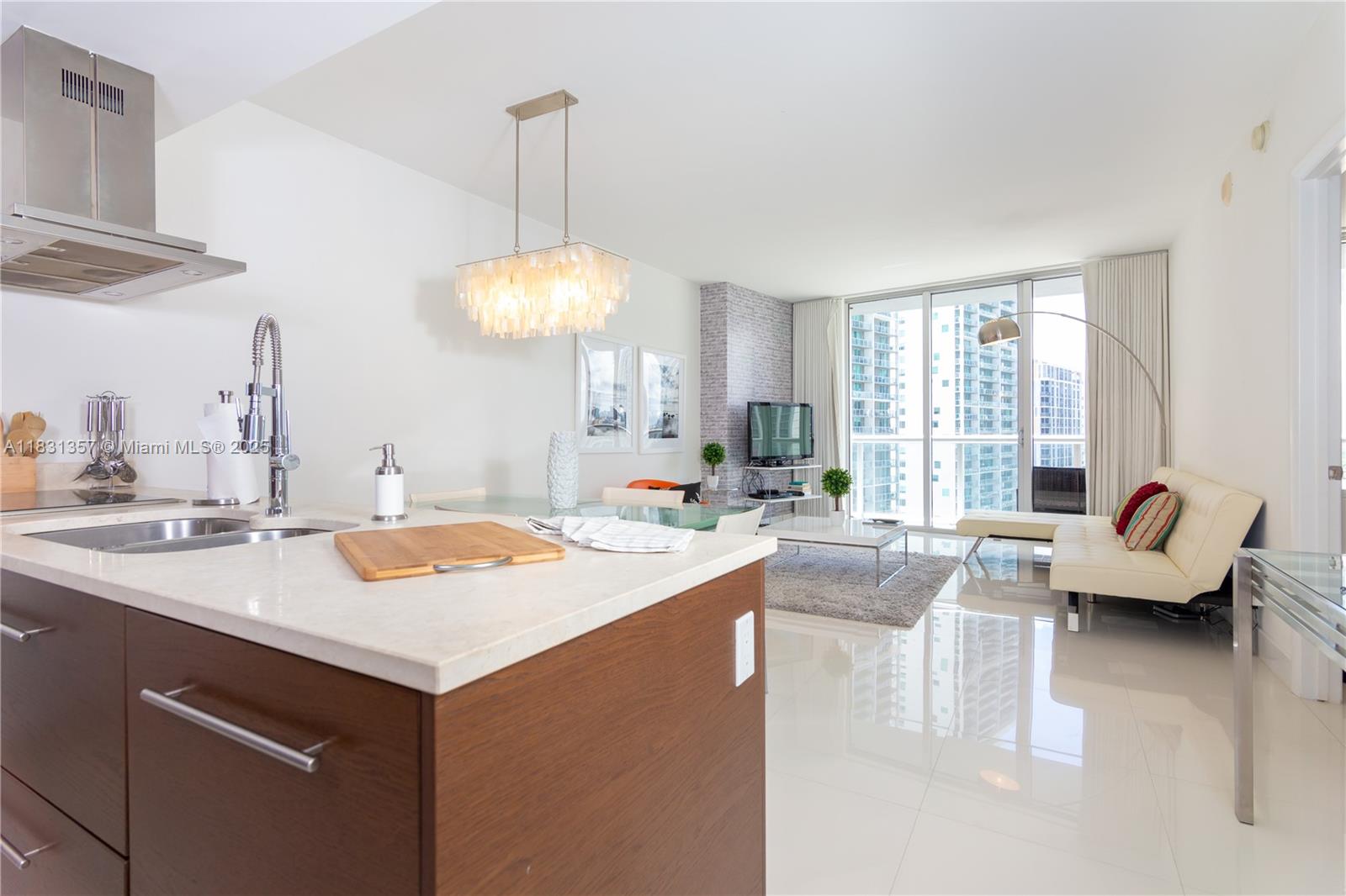 485 Brickell Ave # 2006