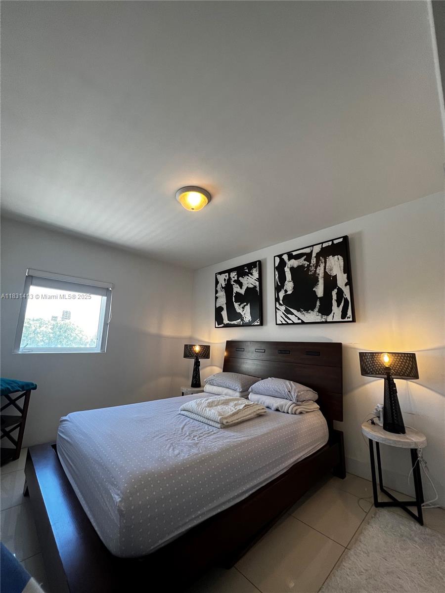 2300 NW 7th Street # 304