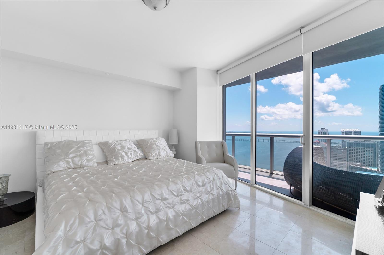 495 Brickell Ave # 4905