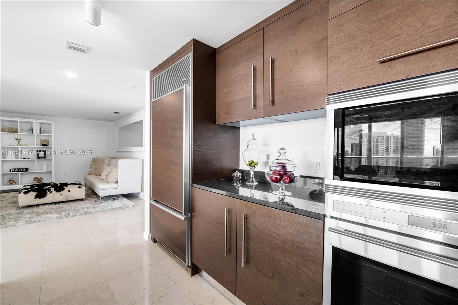 495 Brickell Ave # 4905