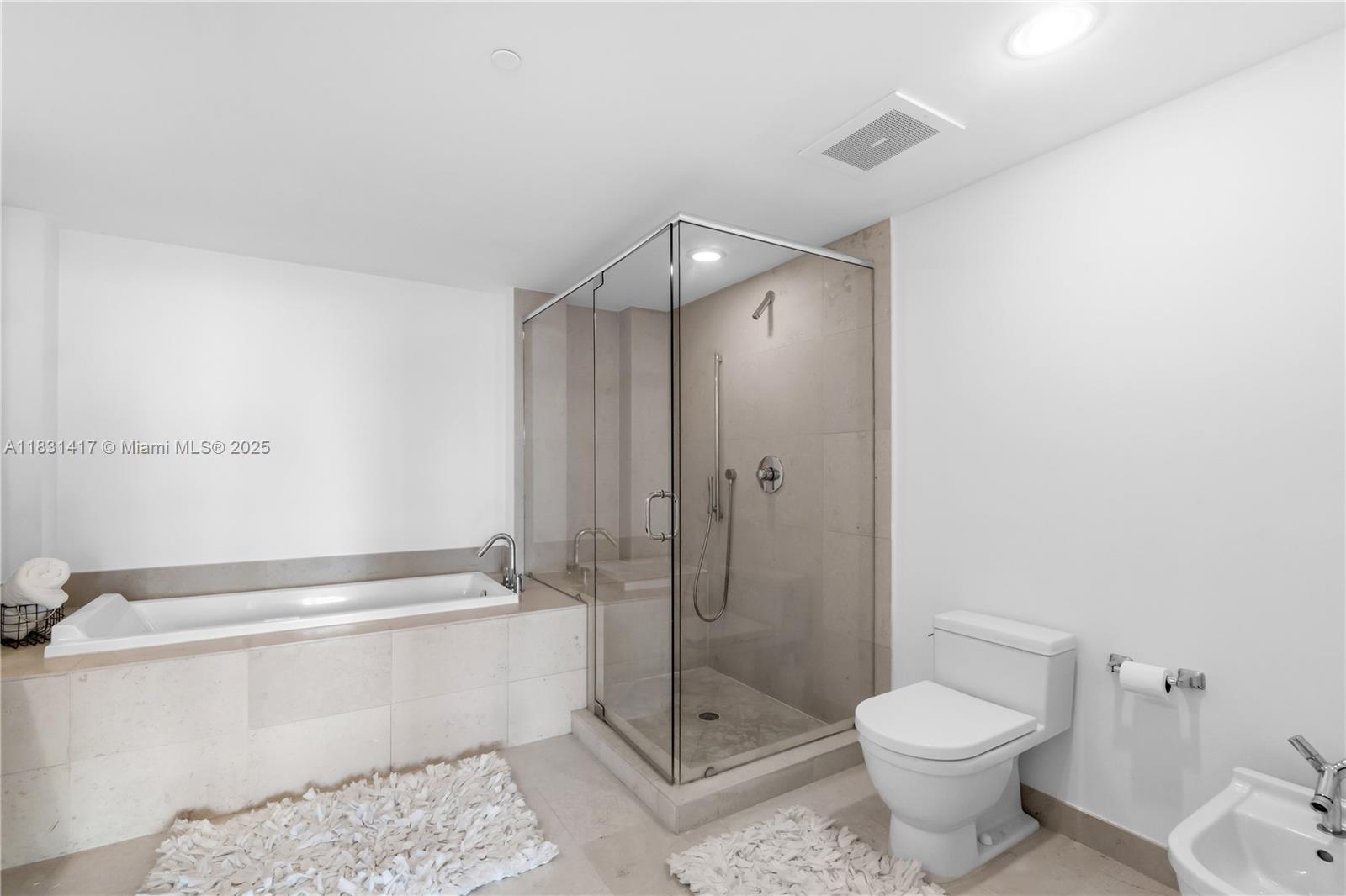 495 Brickell Ave # 4905