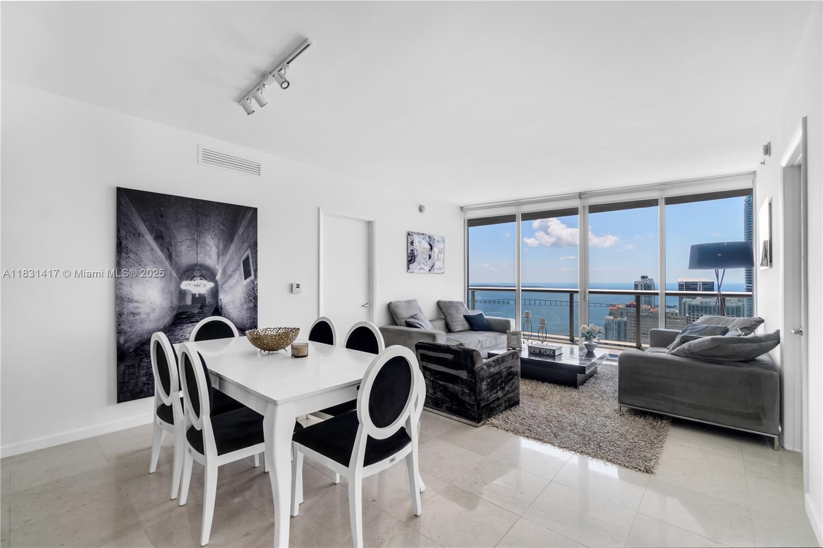 495 Brickell Ave # 4905