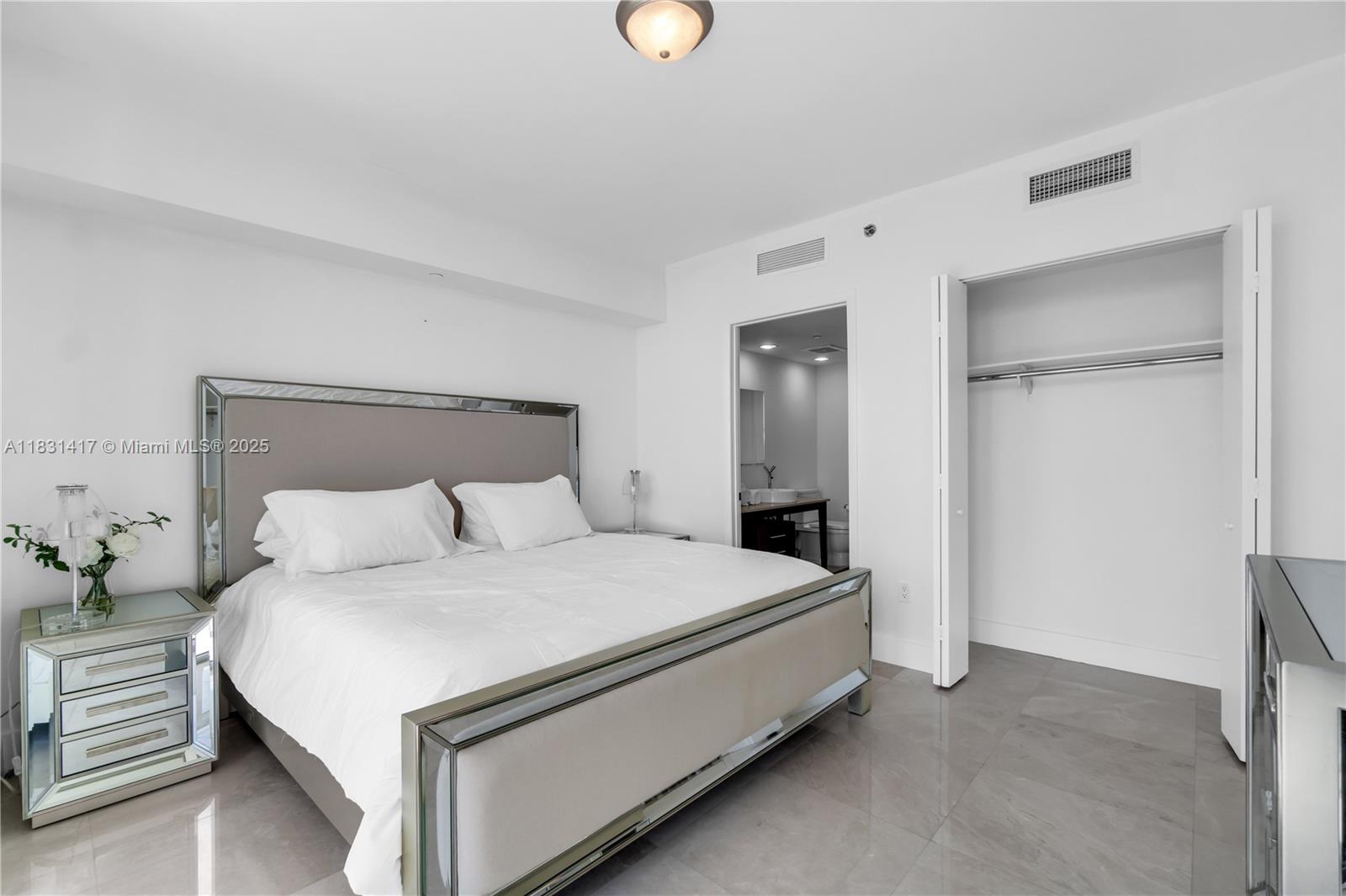 495 Brickell Ave # 4905