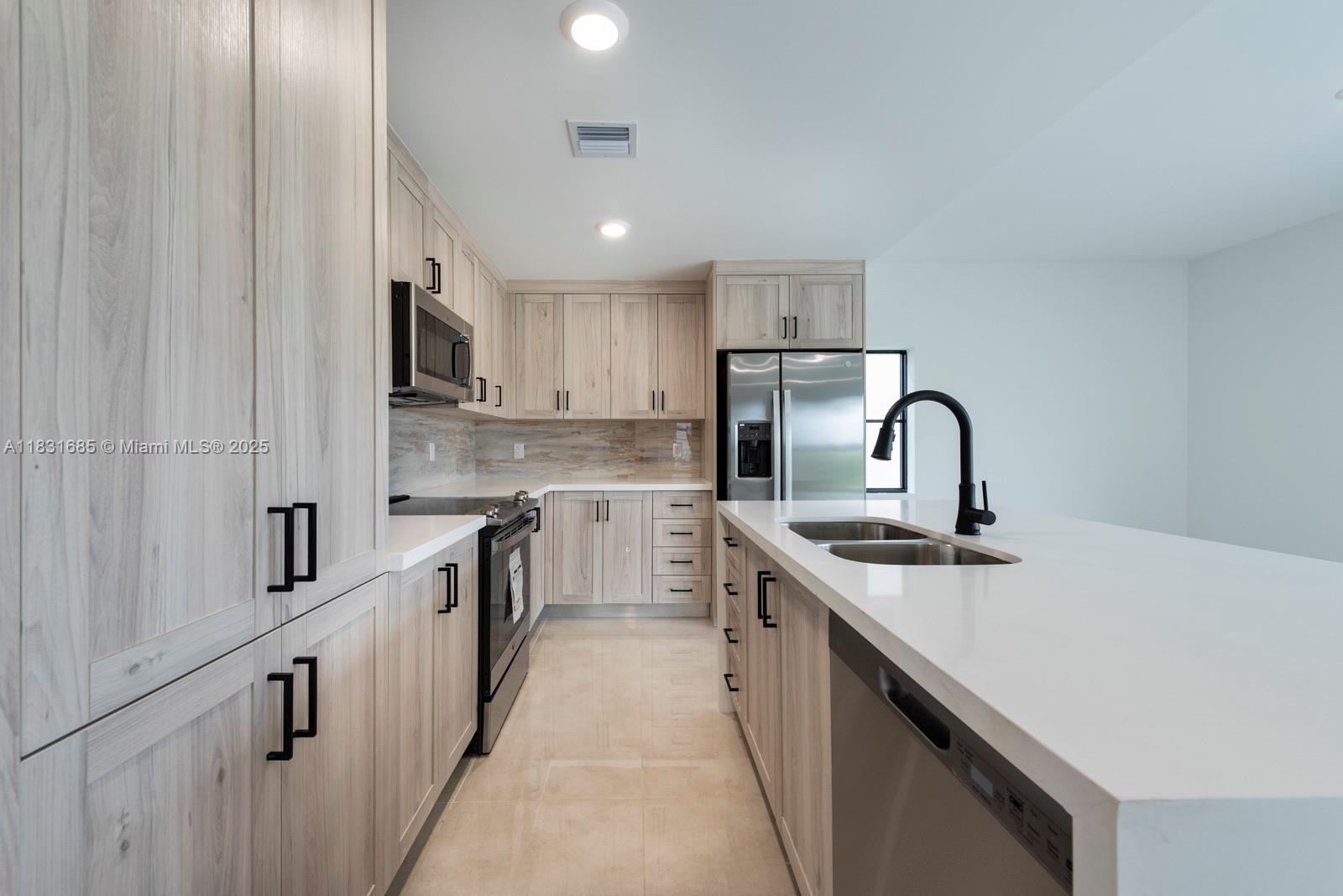 1298 NW 1 ST