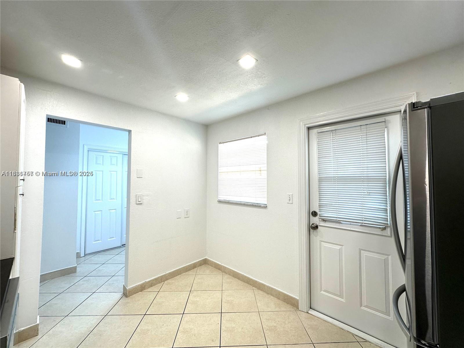 620 NE 12th Ave # 102