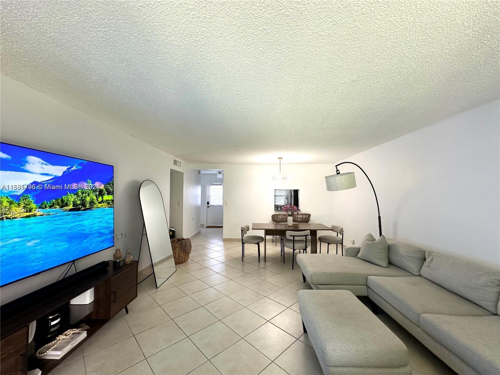 620 NE 12th Ave # 102