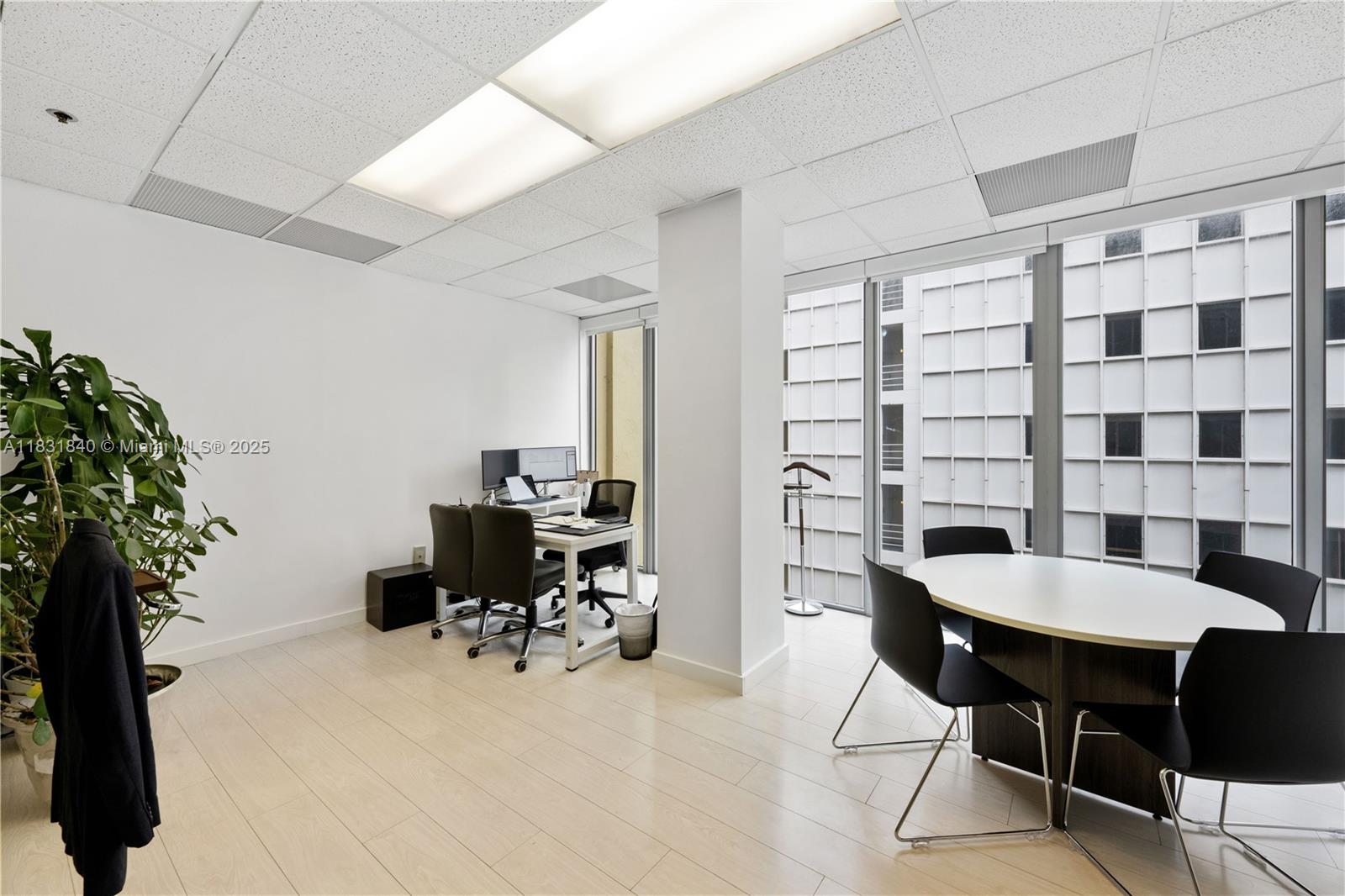 150 SE 2nd Ave # 1005