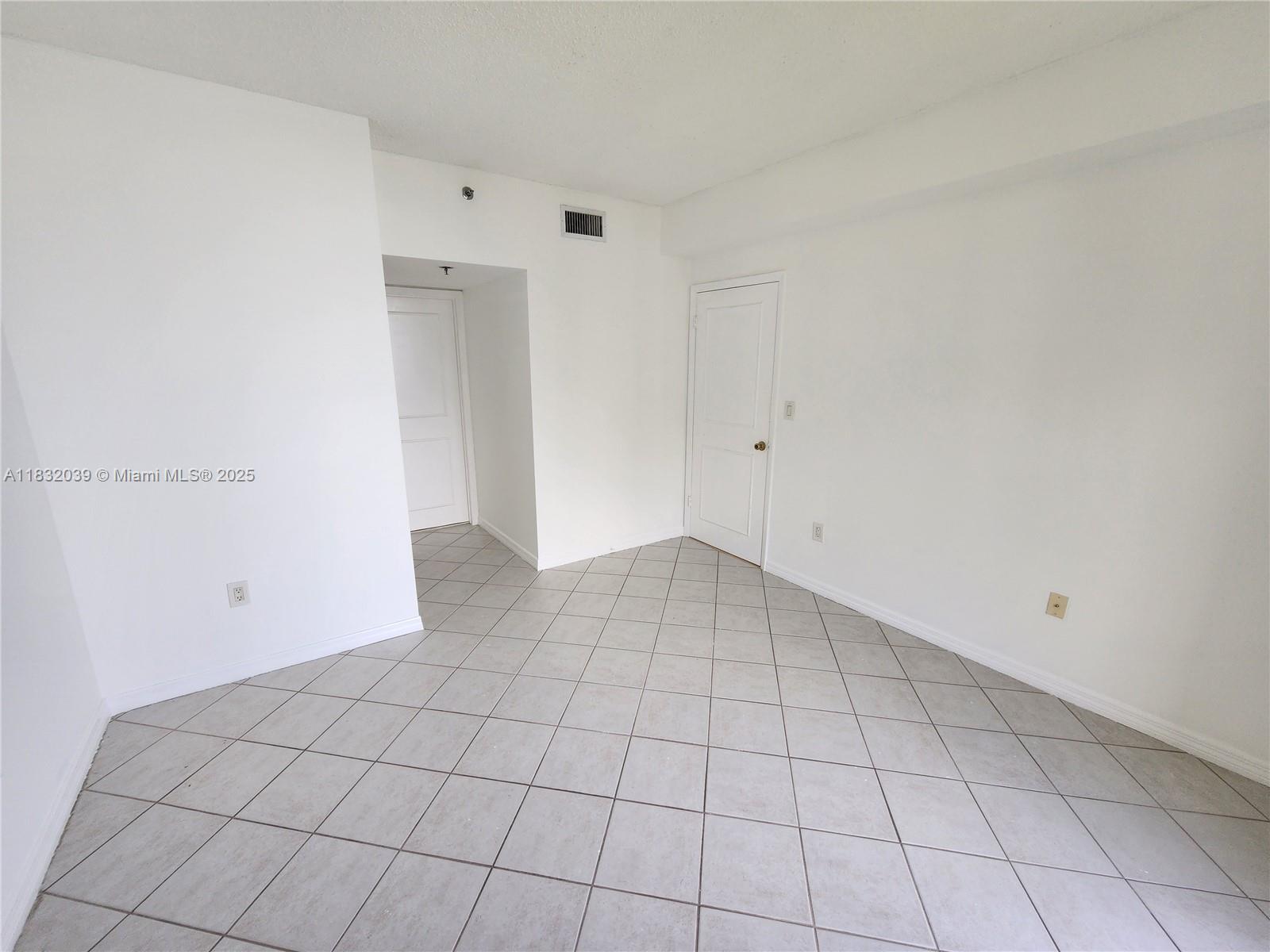 540 Brickell Key Dr # 1603