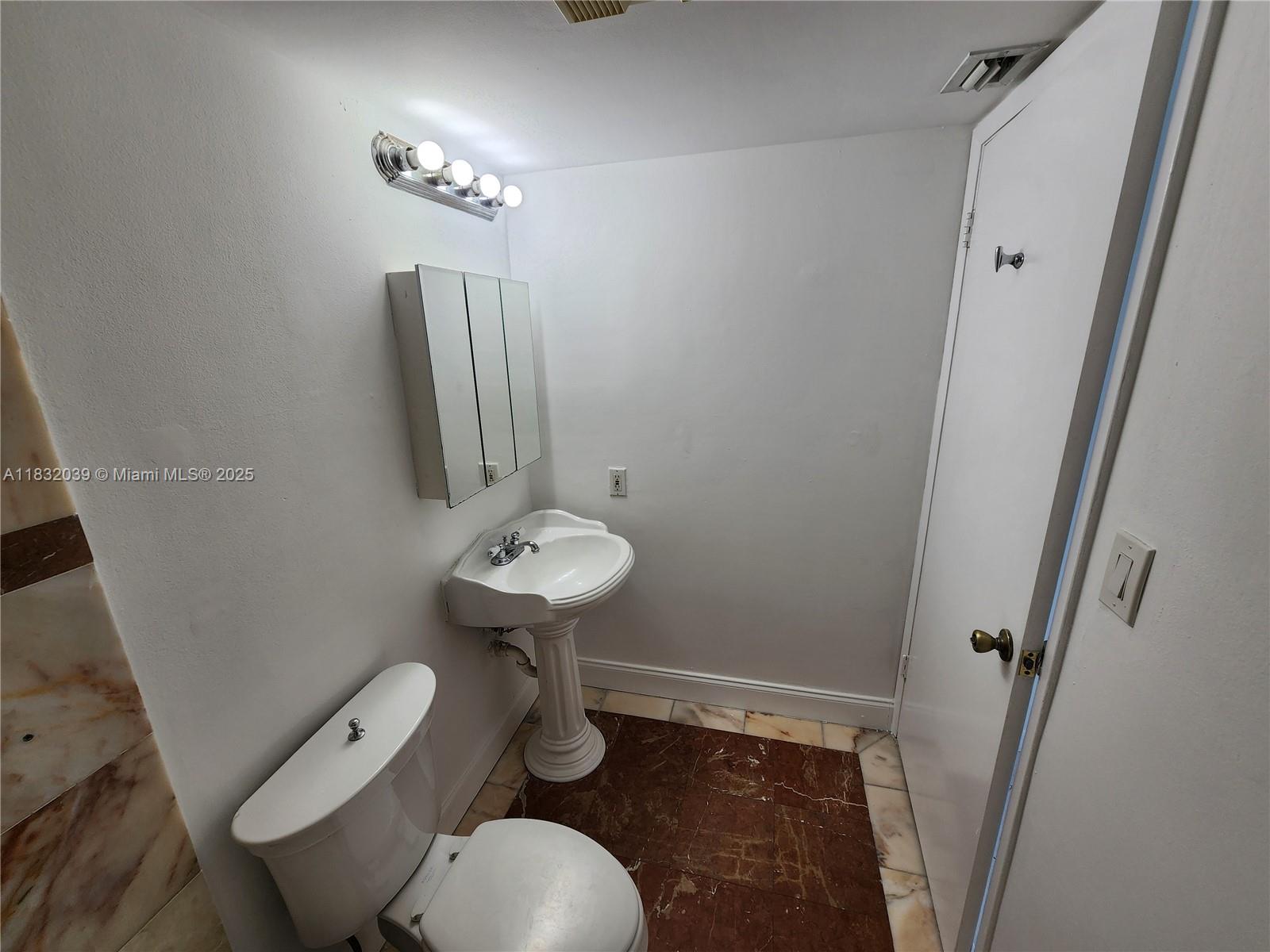 540 Brickell Key Dr # 1603