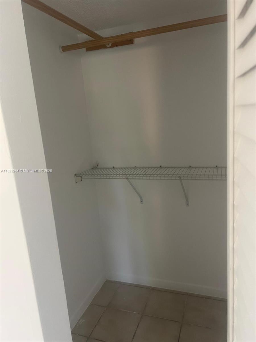 580 NW 114th Ave # 103