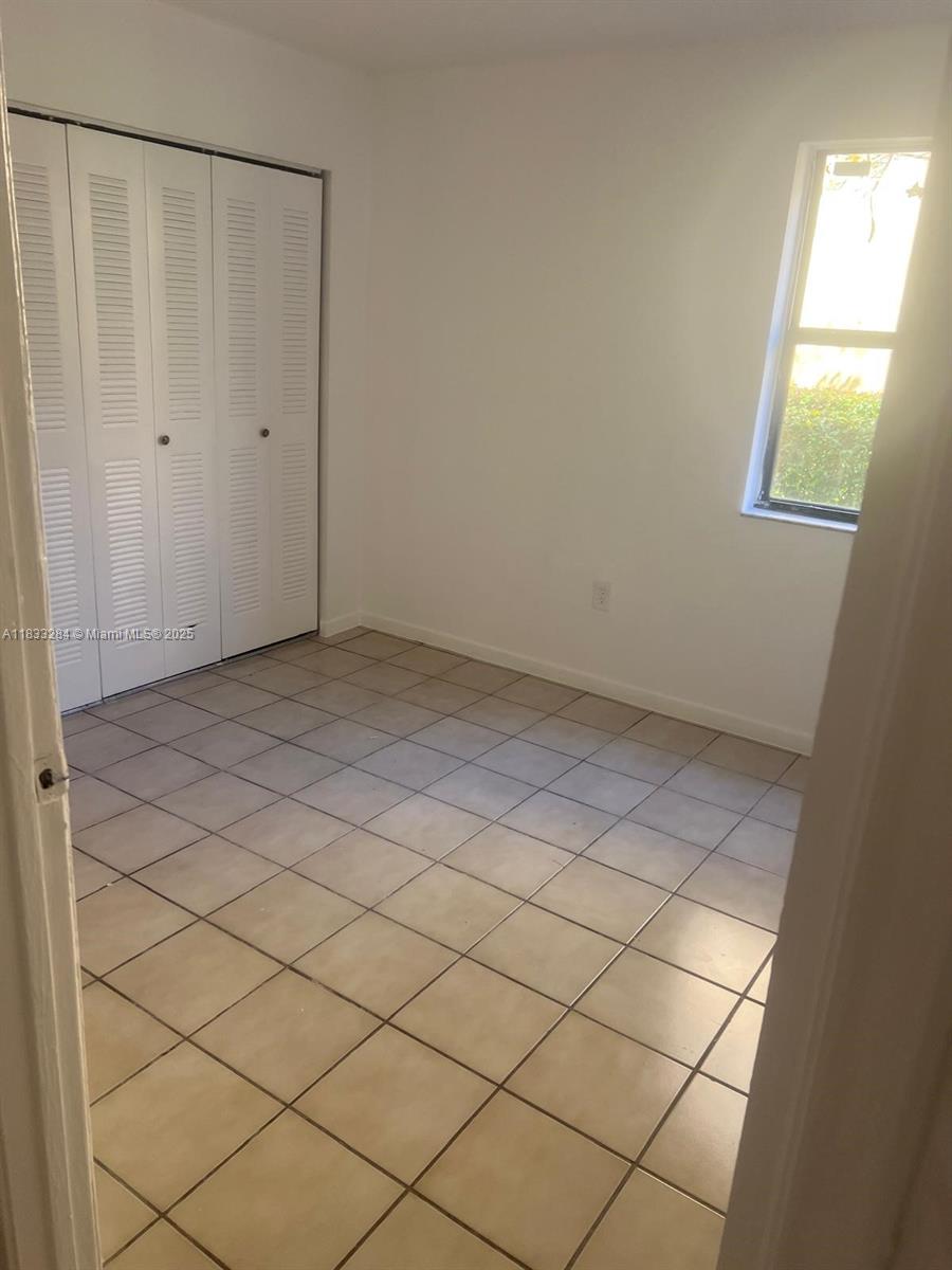 580 NW 114th Ave # 103