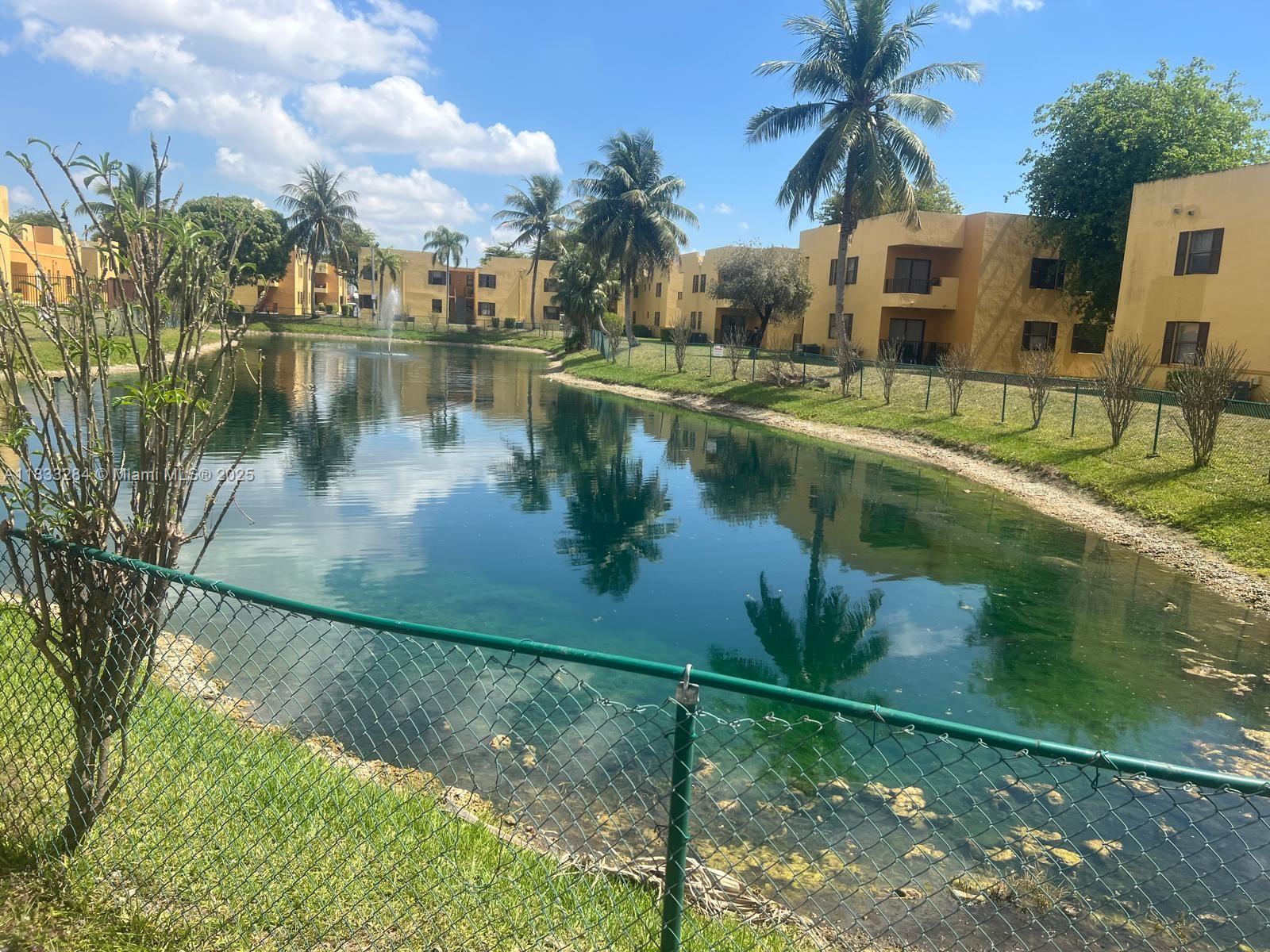 580 NW 114th Ave # 103