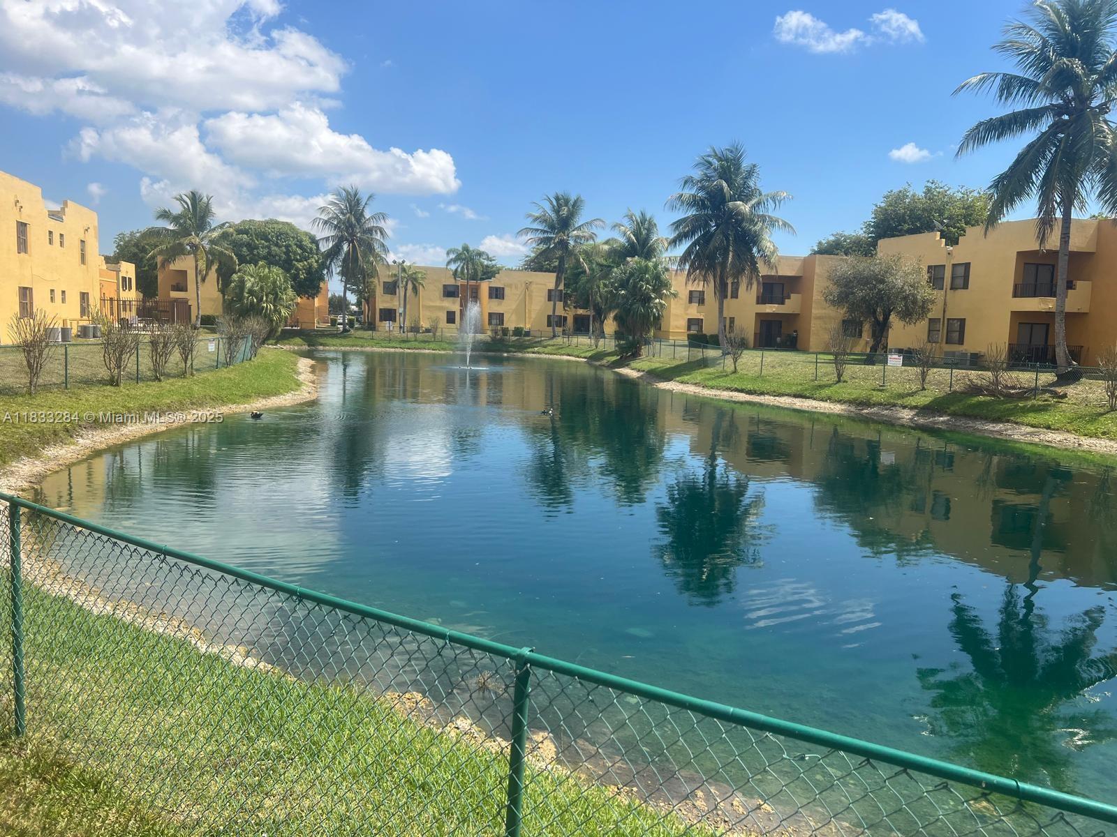 580 NW 114th Ave # 103