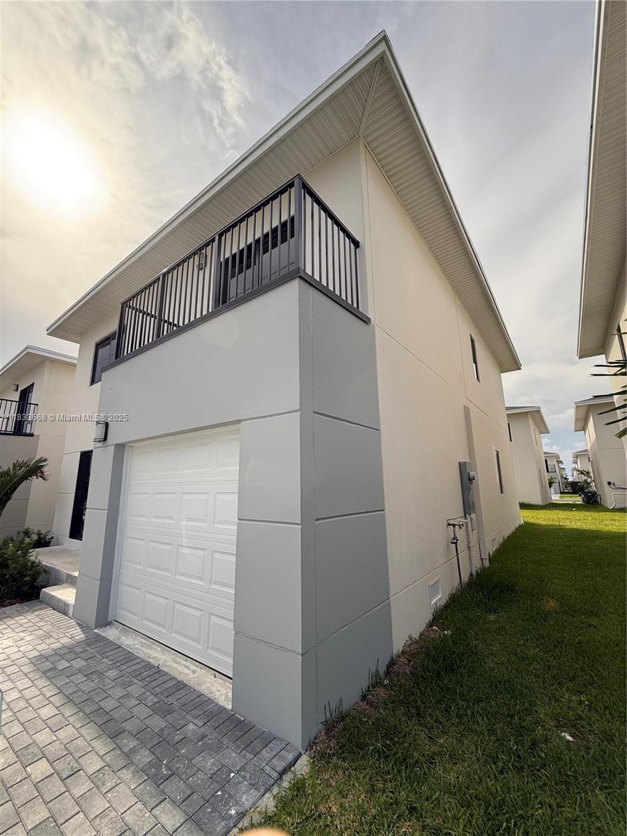 1353 NW 1st St # 1353