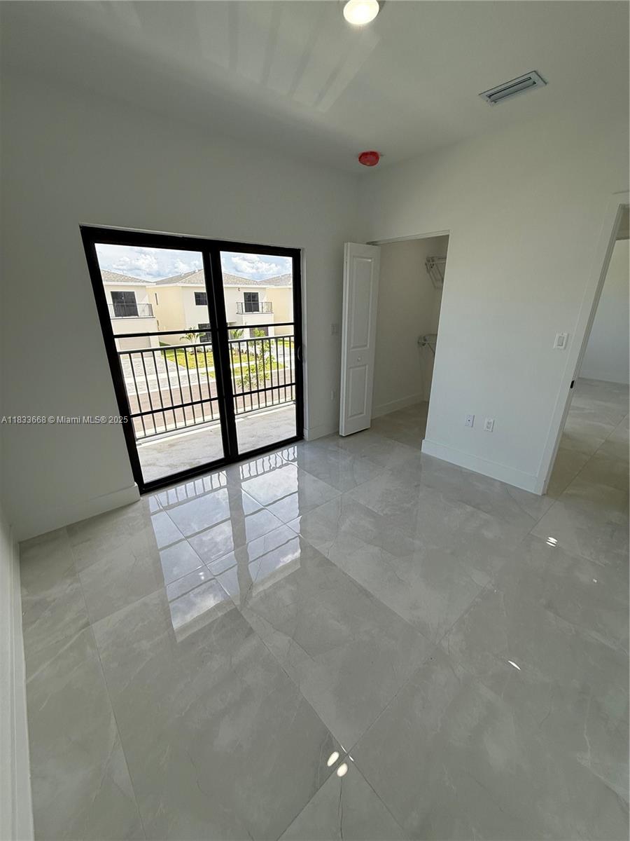 1353 NW 1st St # 1353