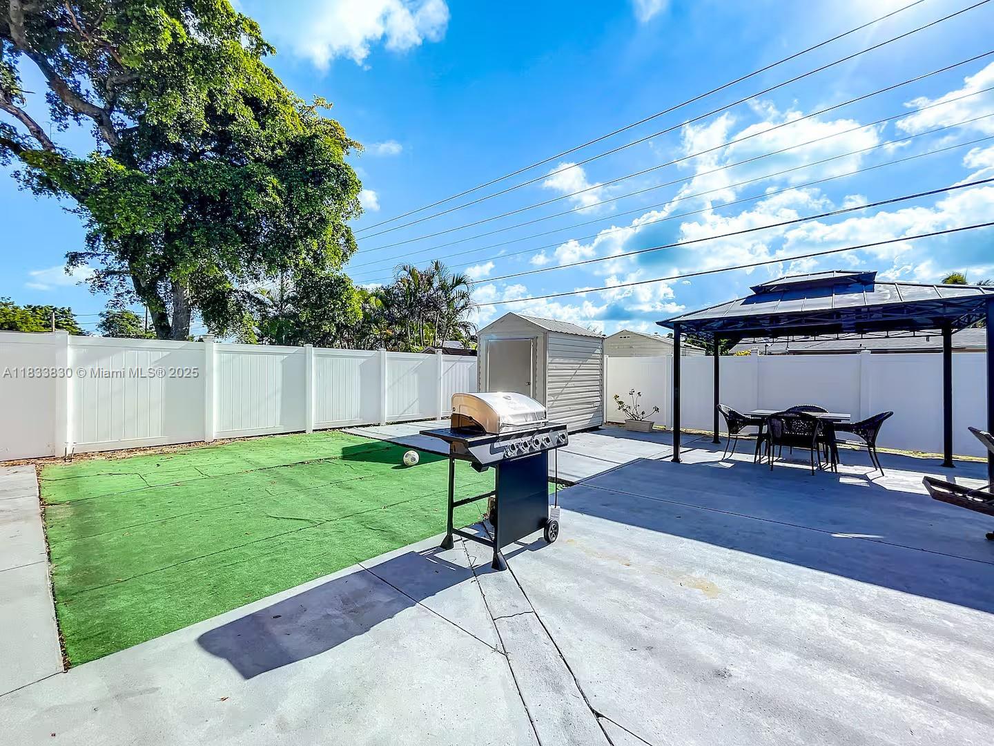 1660 SW 47th Ave