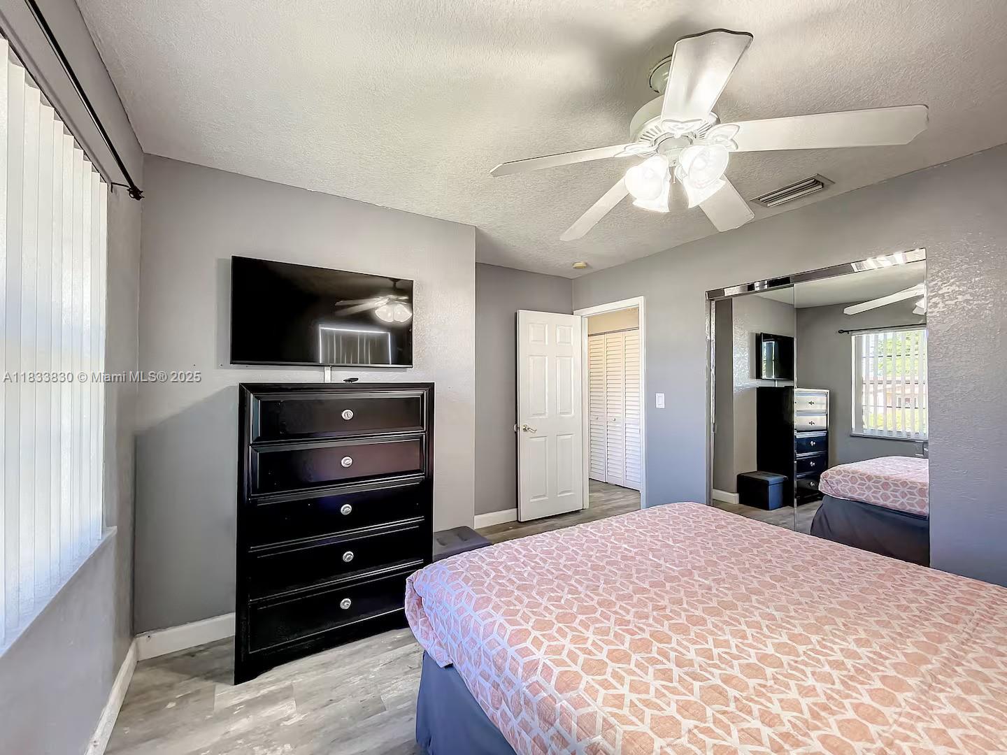 1660 SW 47th Ave