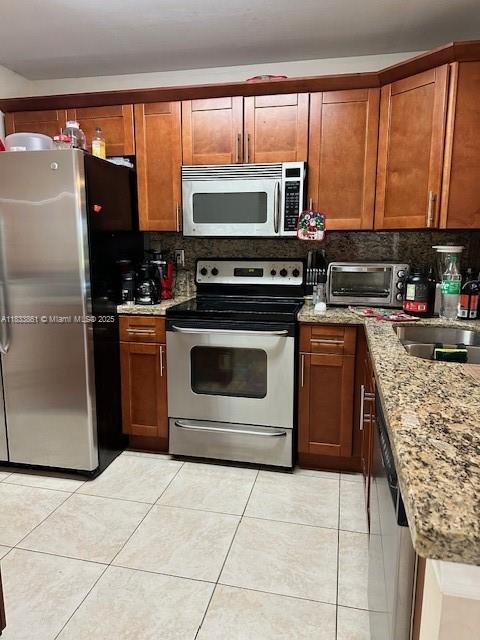 1148 NW 106th Ter # 104