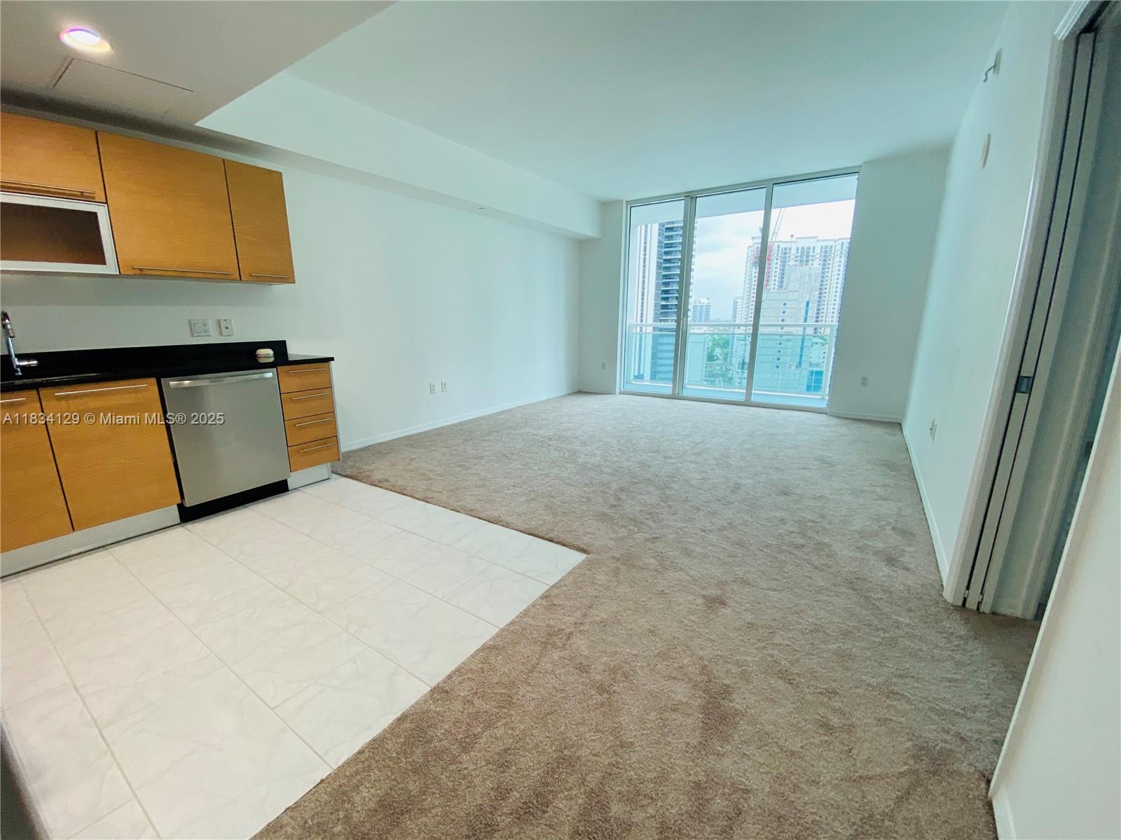 951 Brickell Ave # 1909