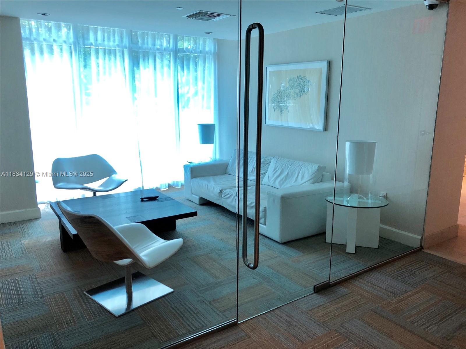 951 Brickell Ave # 1909