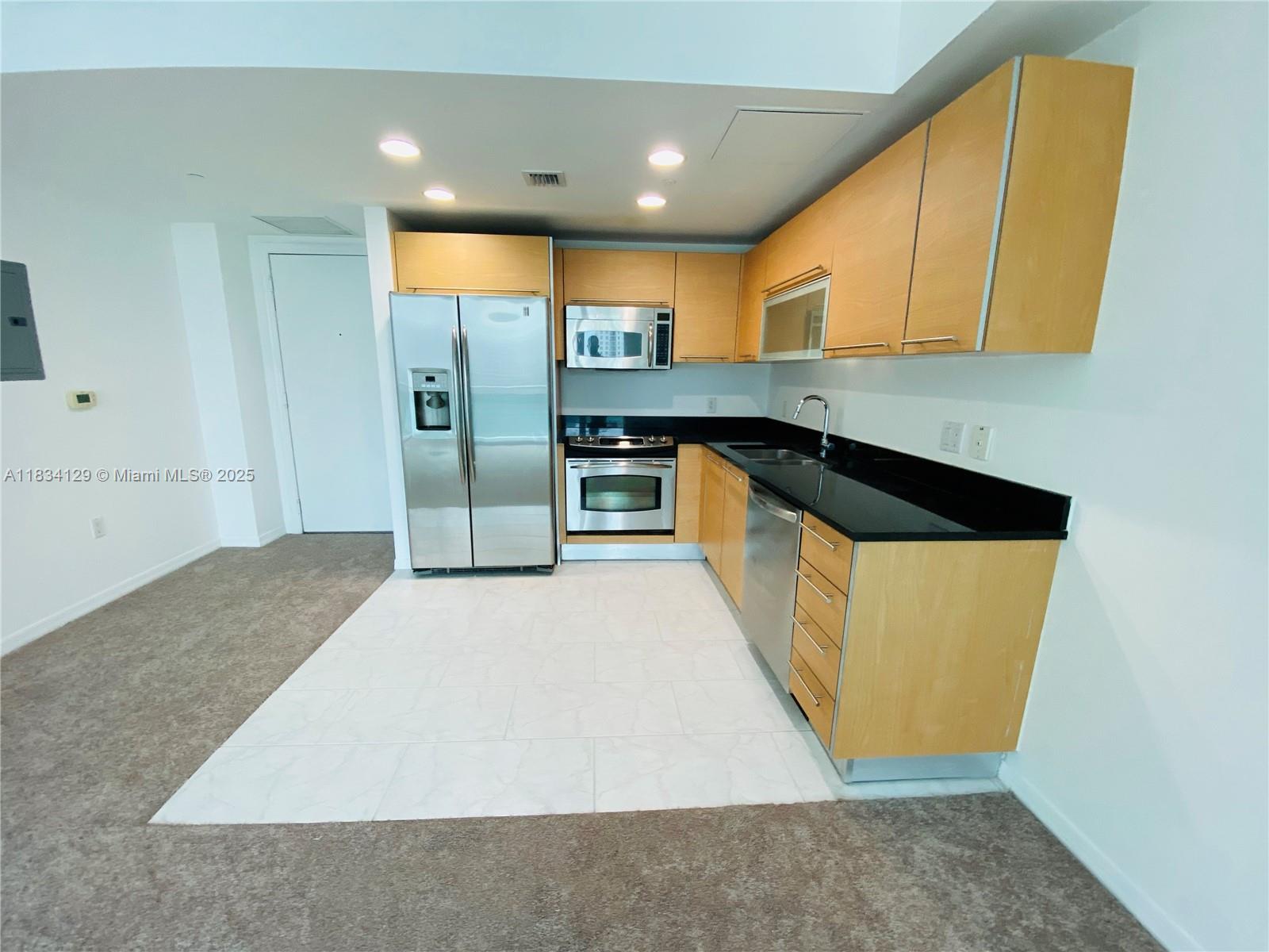 951 Brickell Ave # 1909