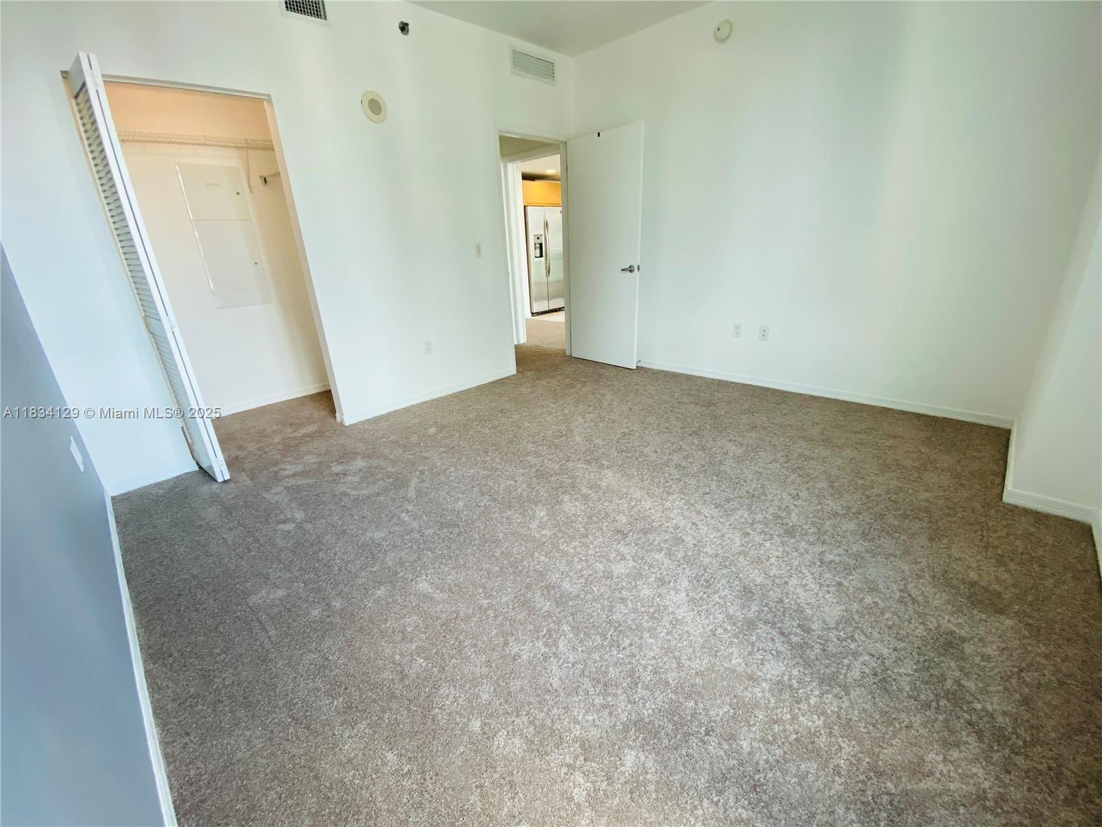 951 Brickell Ave # 1909