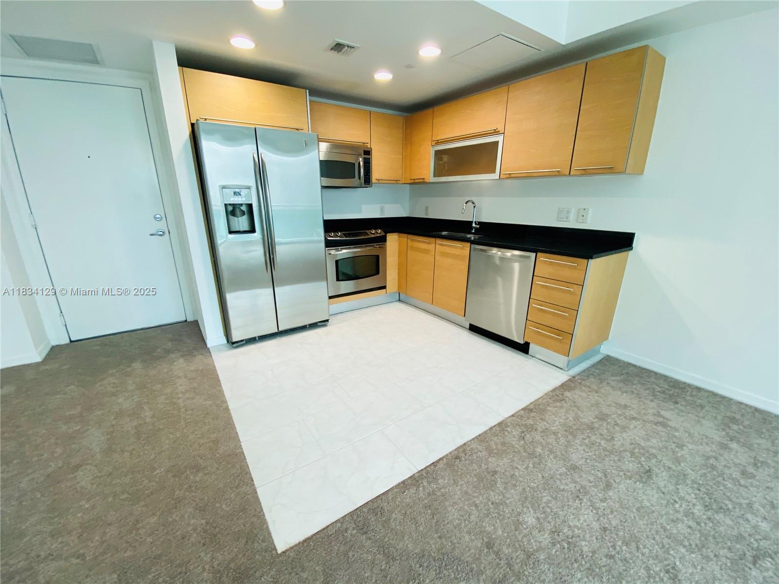 951 Brickell Ave # 1909
