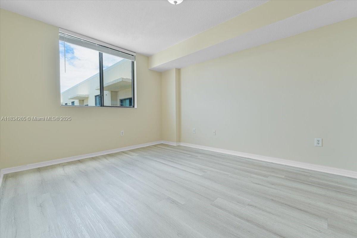4242 NW 2 ST # 1601