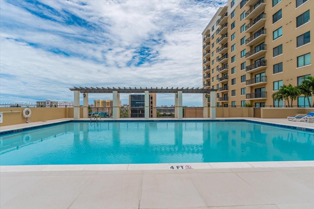 4242 NW 2 ST # 1601