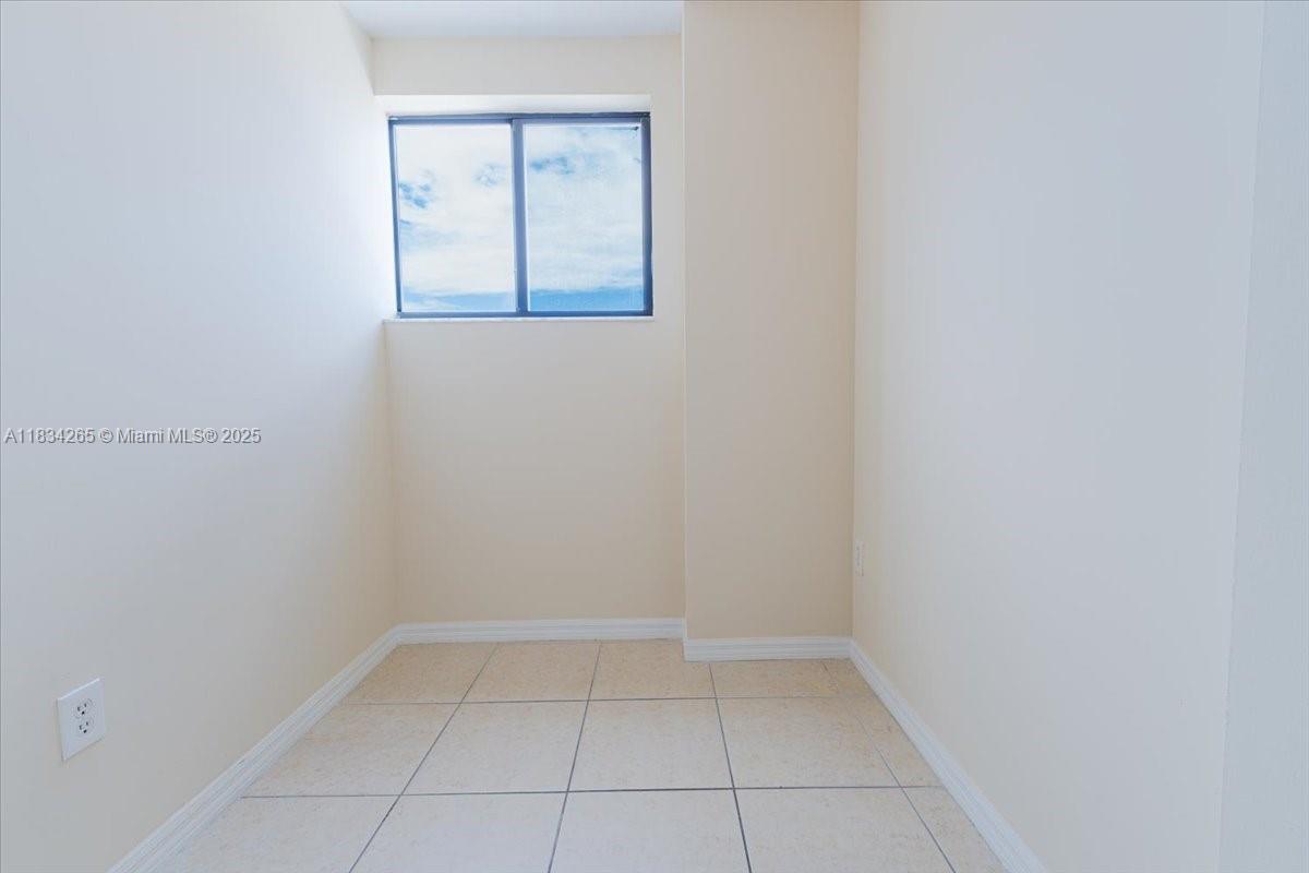 4242 NW 2 ST # 1601