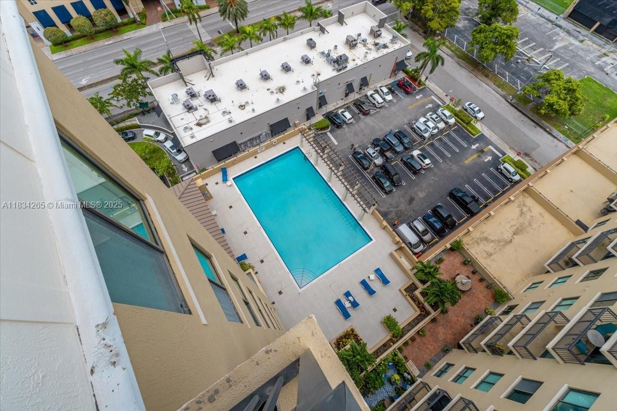 4242 NW 2 ST # 1601