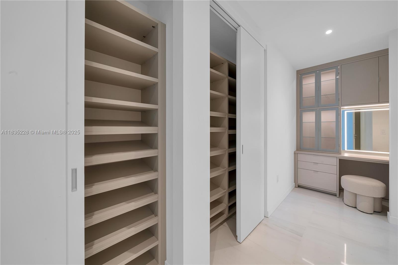 300 Biscayne Boulevard Way #2804 # 2804