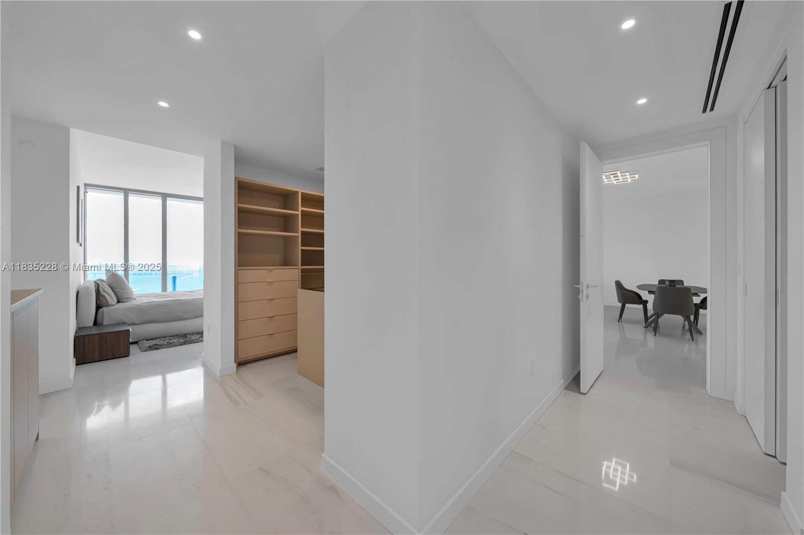 300 Biscayne Boulevard Way #2804 # 2804