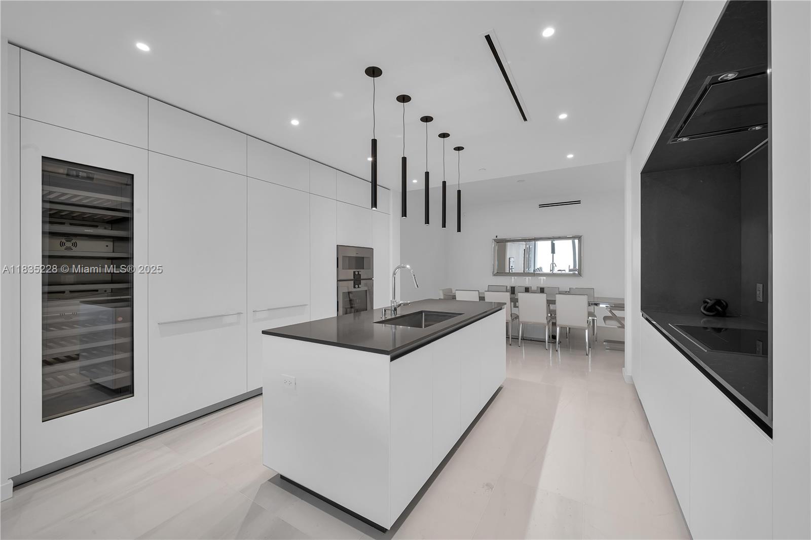 300 Biscayne Boulevard Way #2804 # 2804