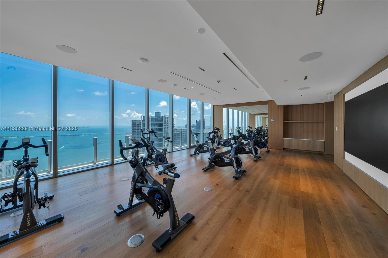 300 Biscayne Boulevard Way #2804 # 2804