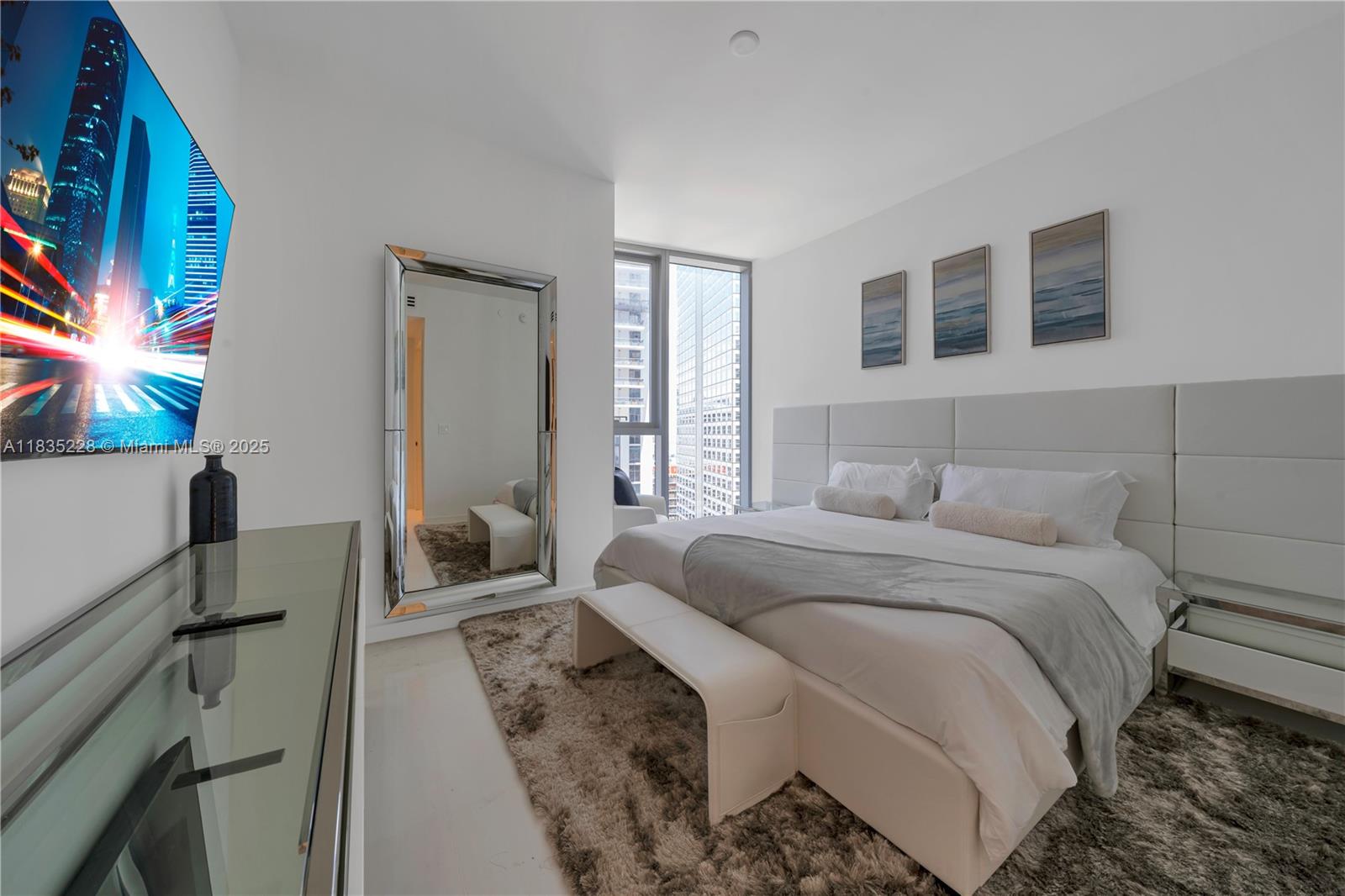 300 Biscayne Boulevard Way #2804 # 2804