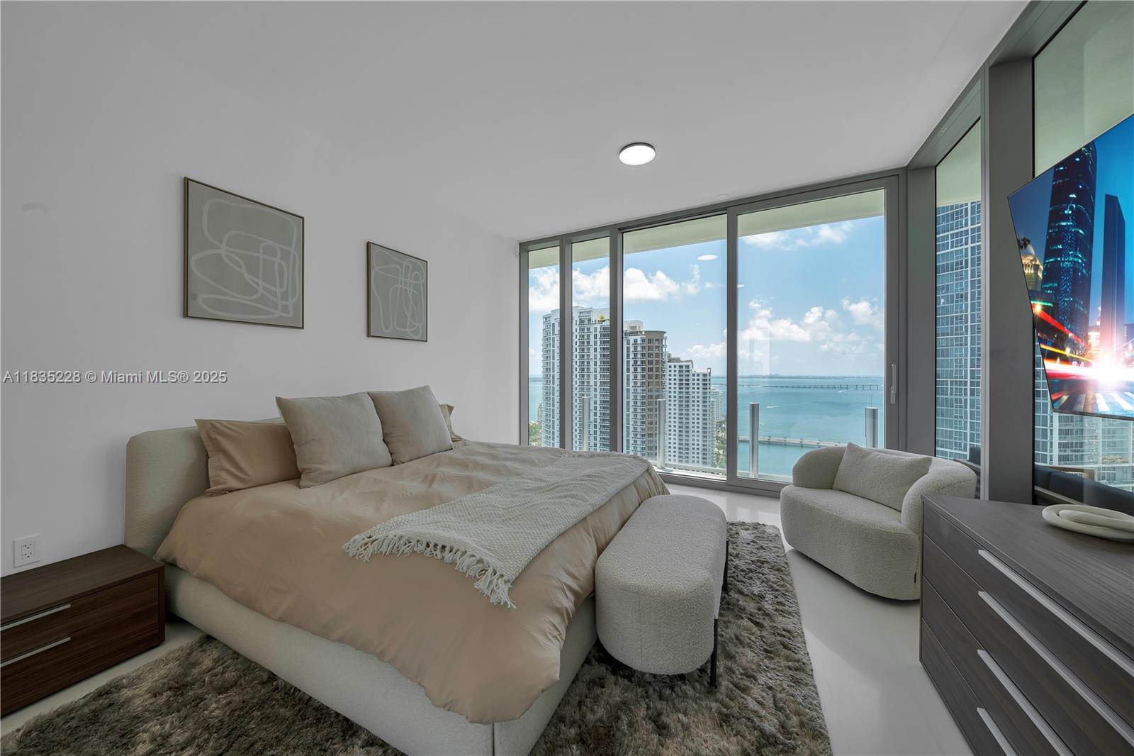 300 Biscayne Boulevard Way #2804 # 2804