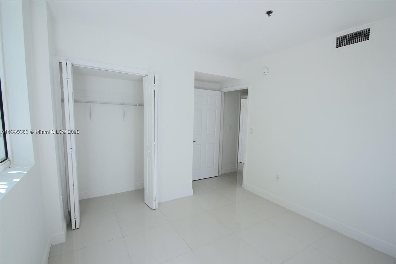 6362 Collins Ave # 301