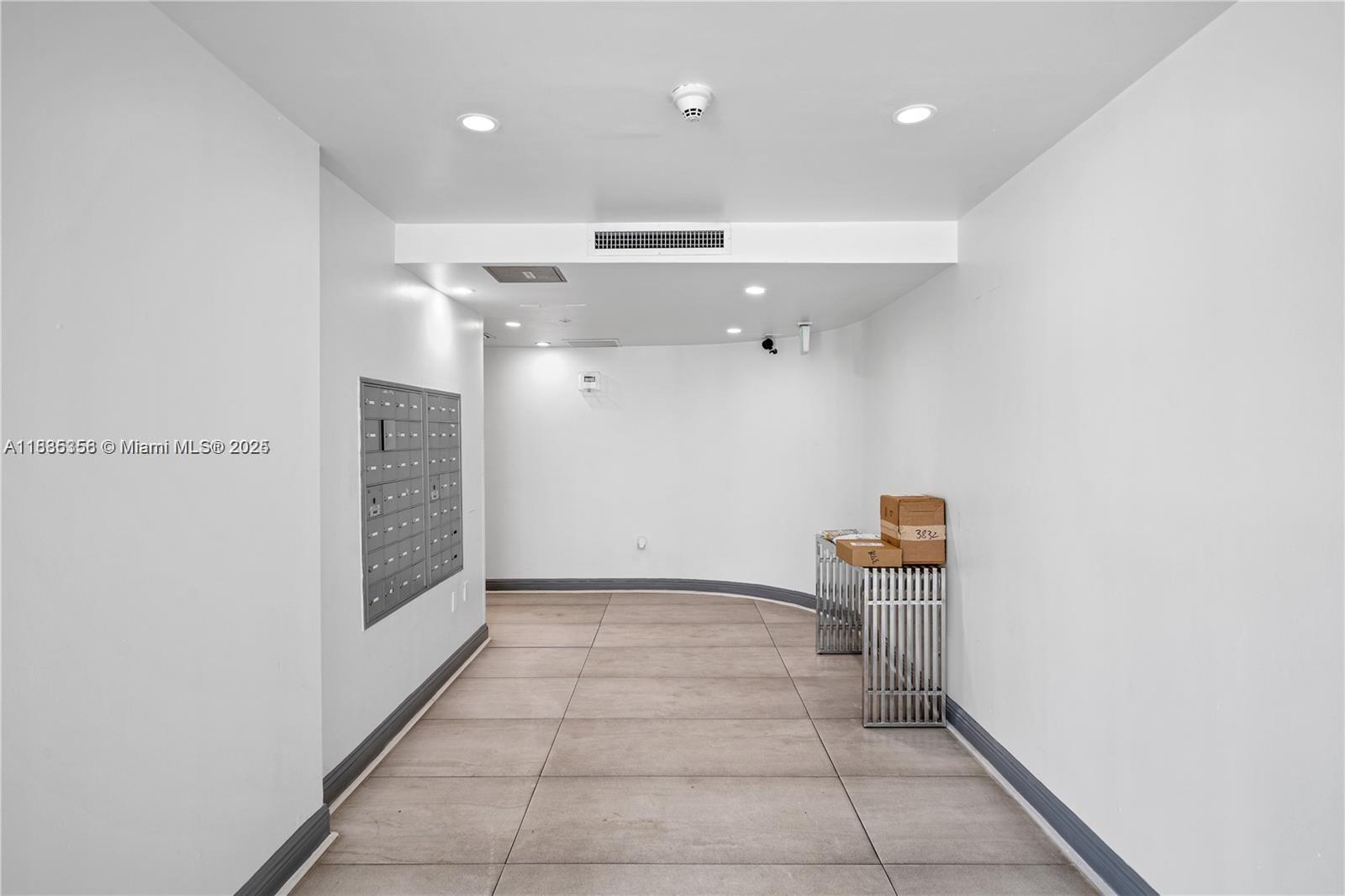 6362 Collins Ave # 301