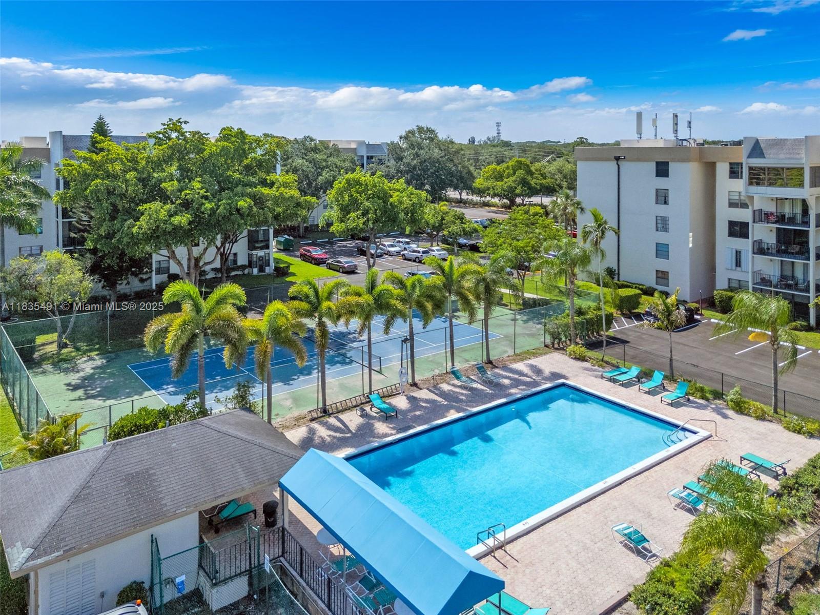 6190 Woodlands Blvd # 311