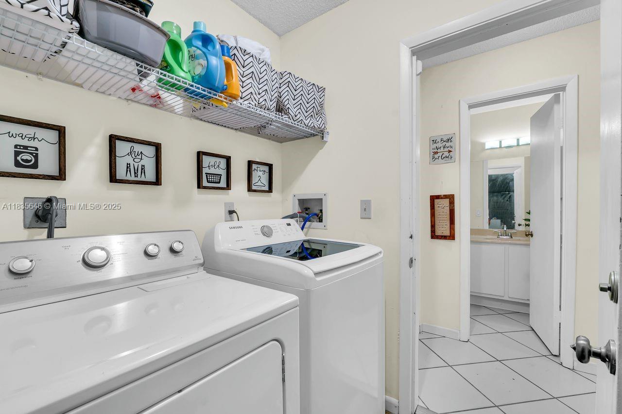 9023 SW 113 PL CR W # 0