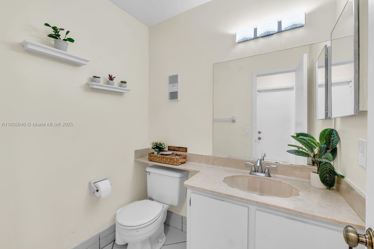 9023 SW 113 PL CR W # 0