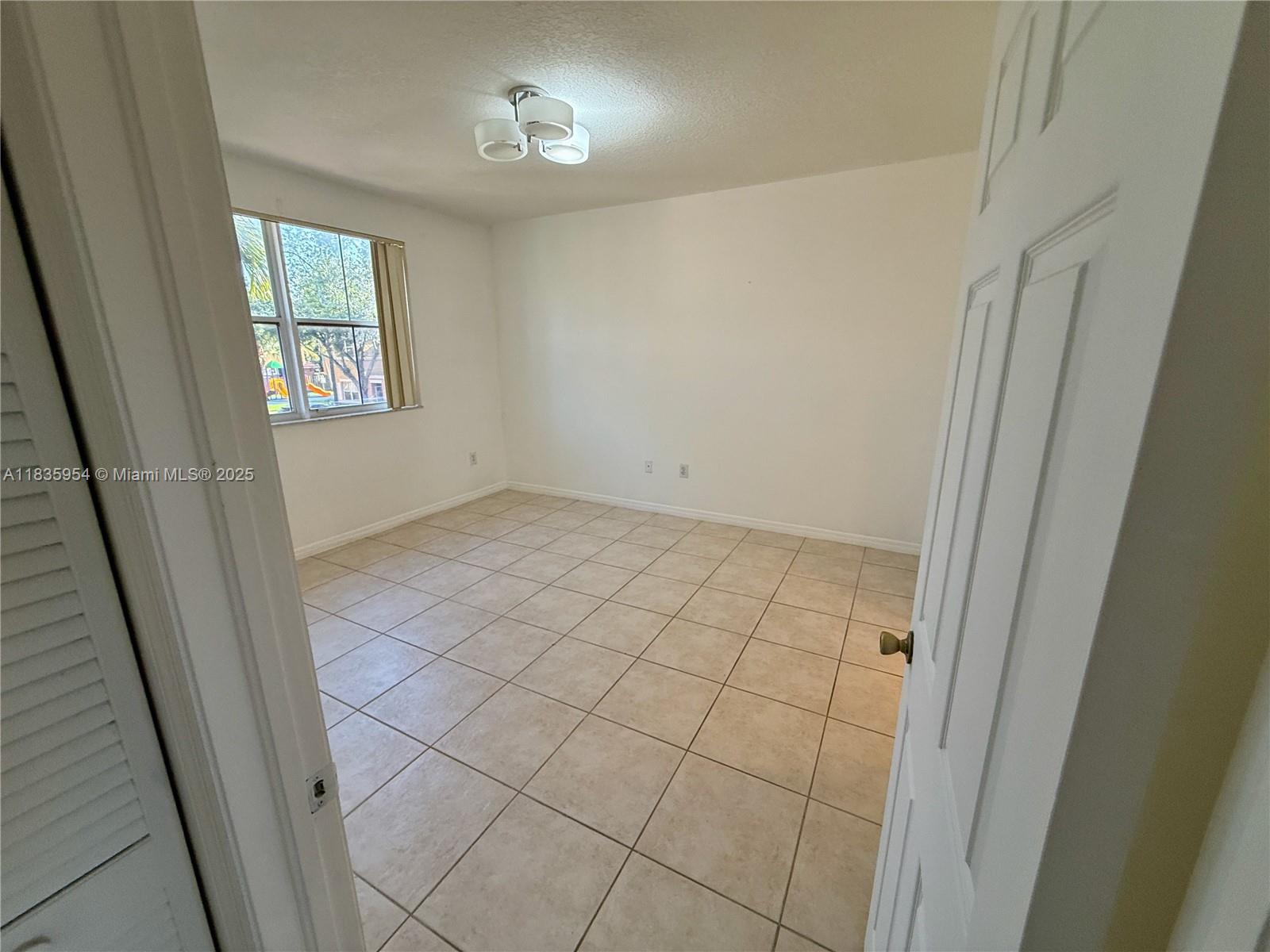 8424 NW 139th Ter # 2701