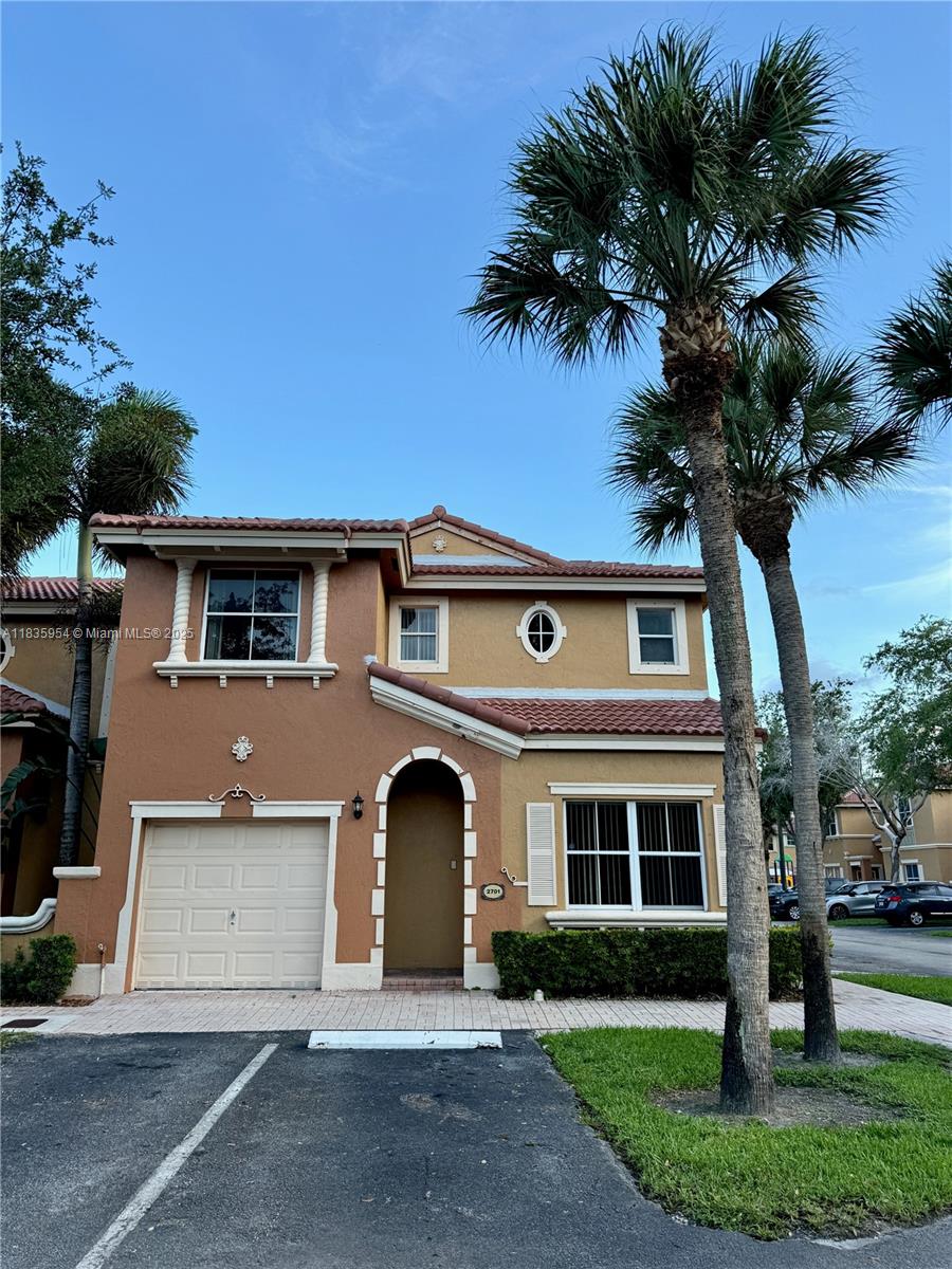 8424 NW 139th Ter # 2701