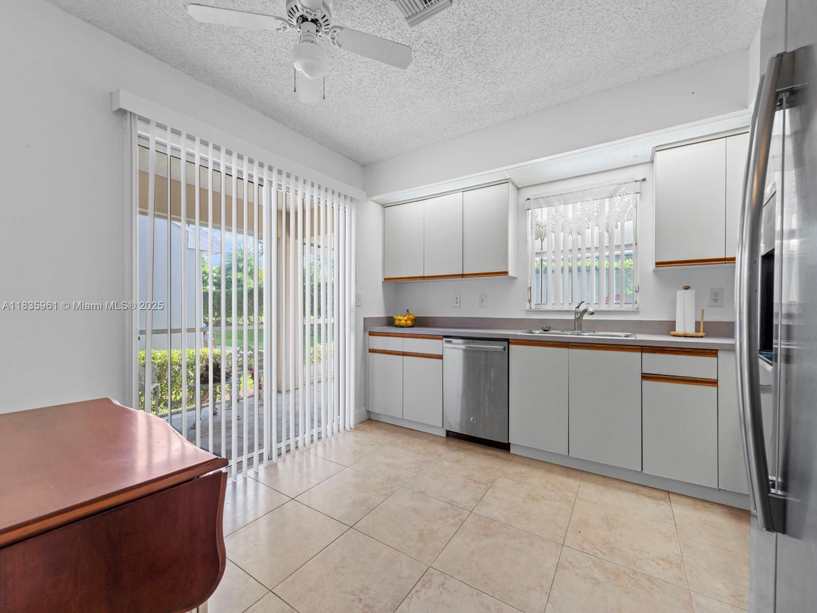 437 SE 22nd Dr