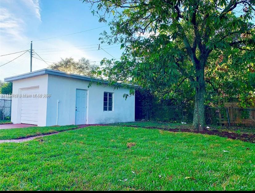1226 NW 103rd St