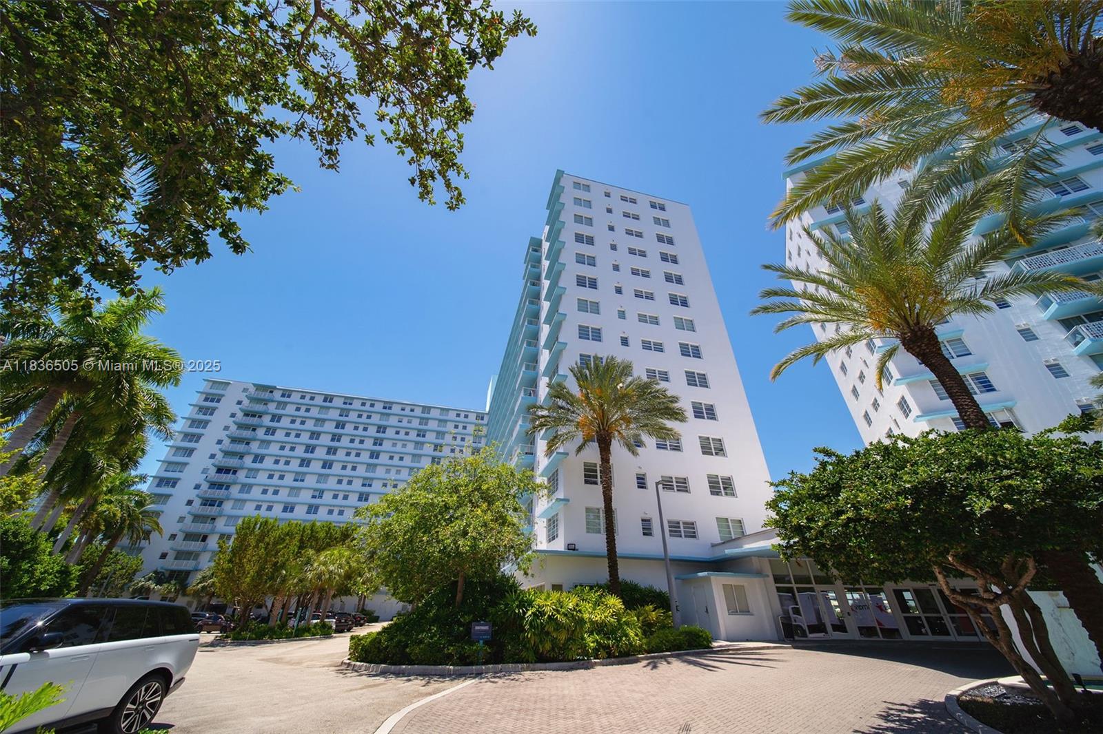 910 West Ave # 1135