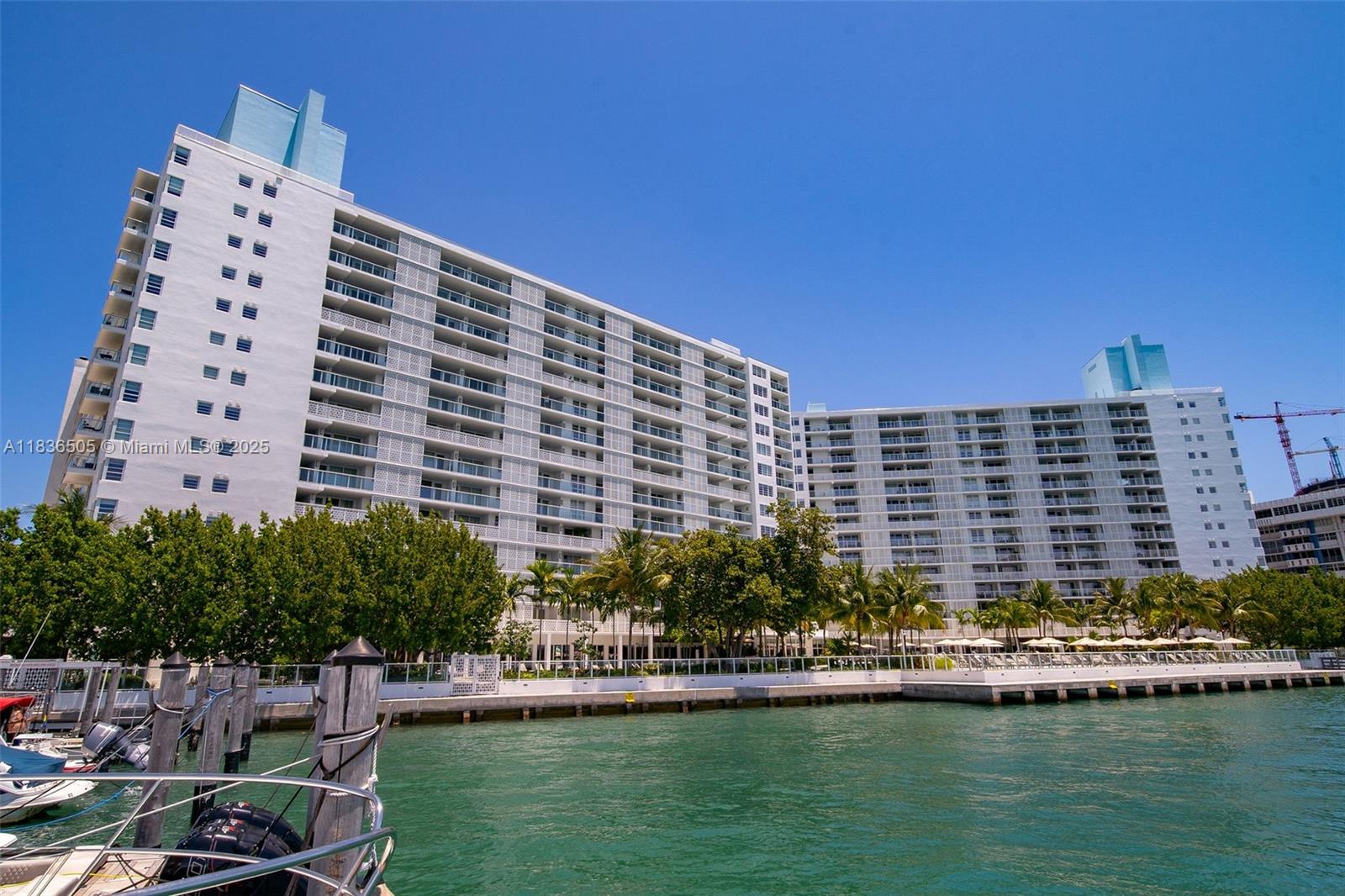 910 West Ave # 1135