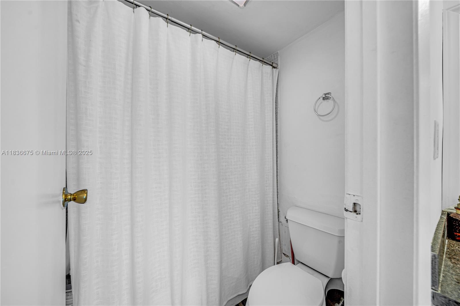 3401 N Country Club Dr # 308