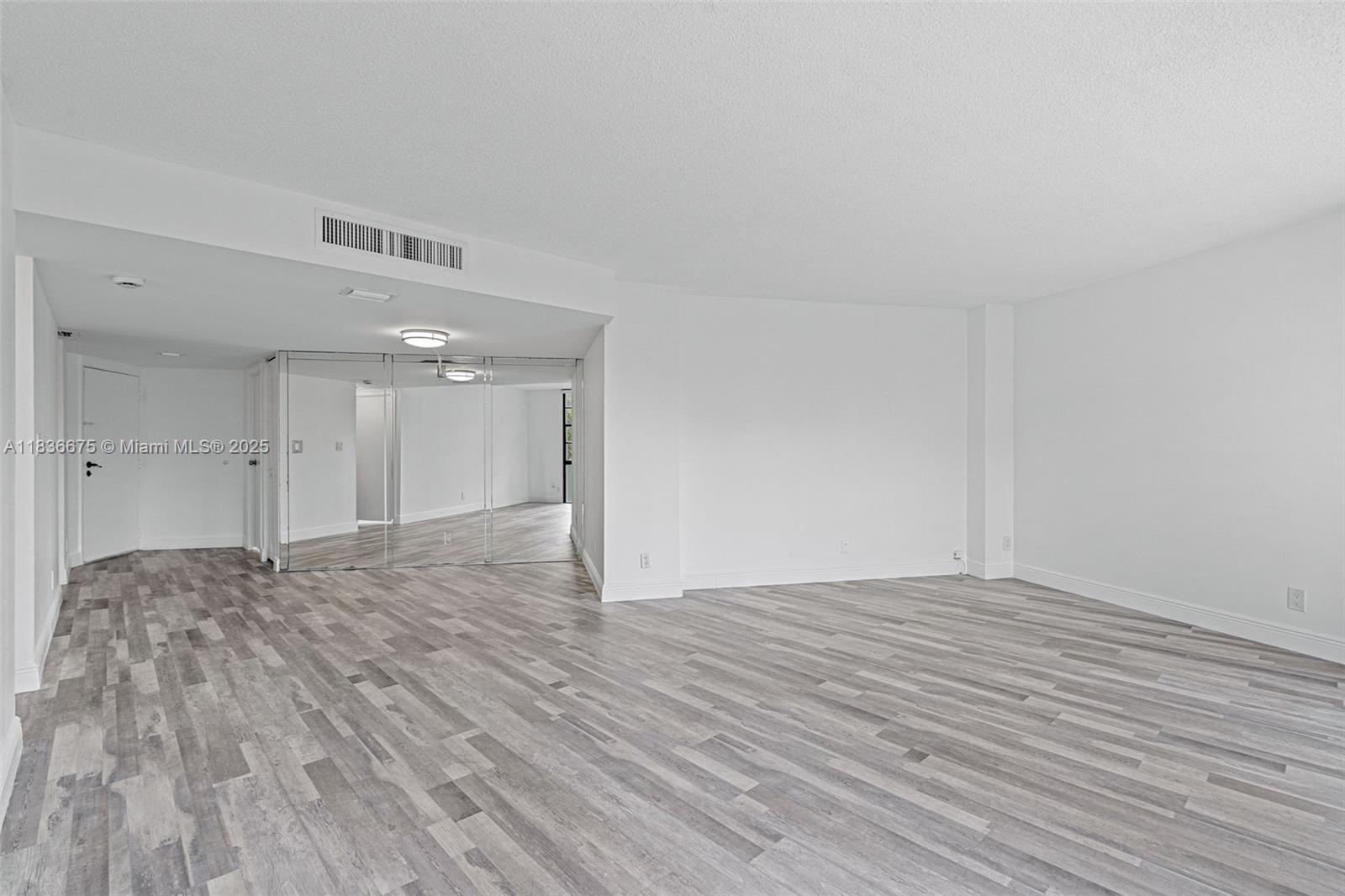 3401 N Country Club Dr # 308